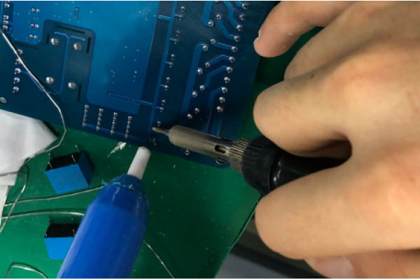 ���ݵ��Ӽӹ�����β�SMT��Ƭ����